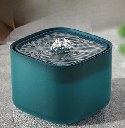 AquaPurr Fountain
